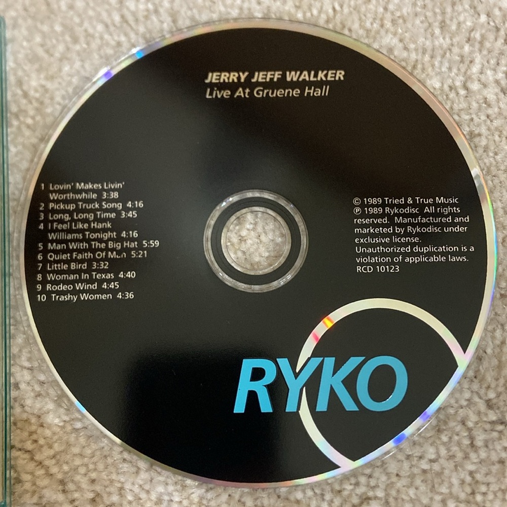 🔥 5 for $5🔥 Jerry Jeff Live at Guene Hall CD - Picture 3 of 5